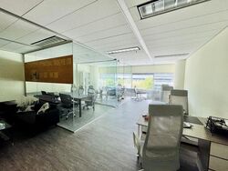 Gateway East (D7), Office #517426551